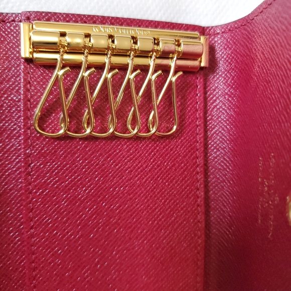 Louis Vuitton 6 keys Holder - Picture 4 of 8
